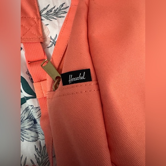 Herschel Nova Mini backpack Fresh Salmon EUC - Picture 5 of 9